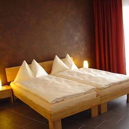 Hotel Restaurant Jura Kerzers Екстер'єр фото