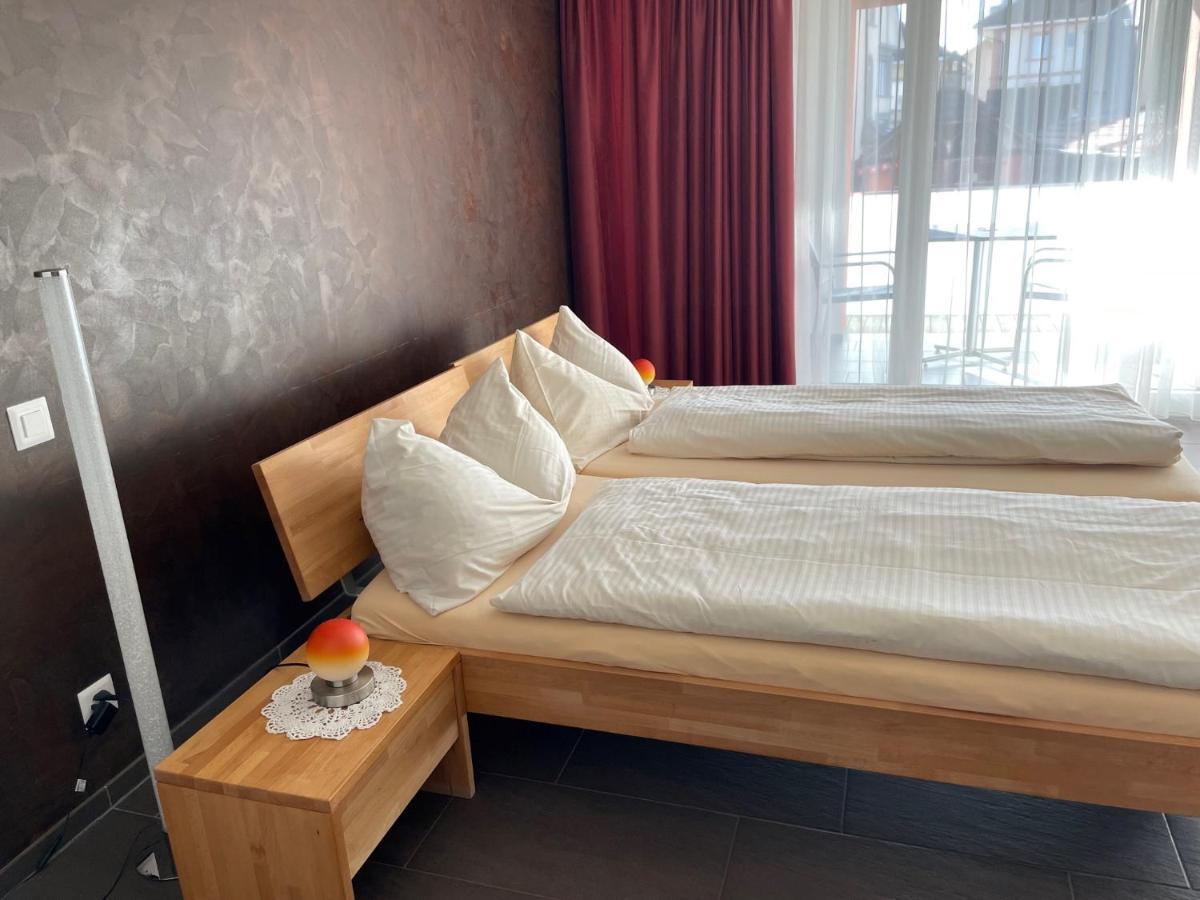 Hotel Restaurant Jura Kerzers Екстер'єр фото
