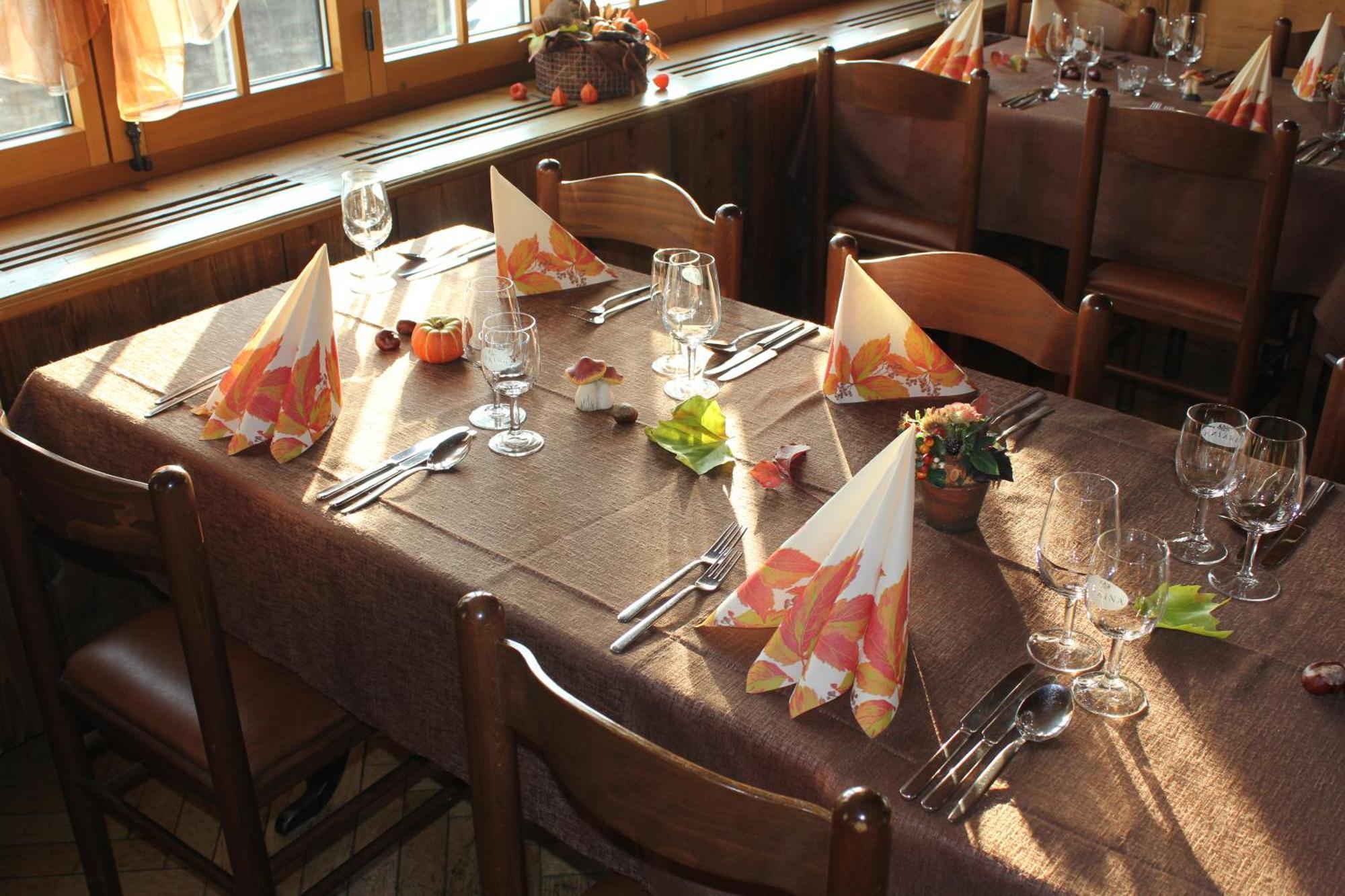 Hotel Restaurant Jura Kerzers Екстер'єр фото