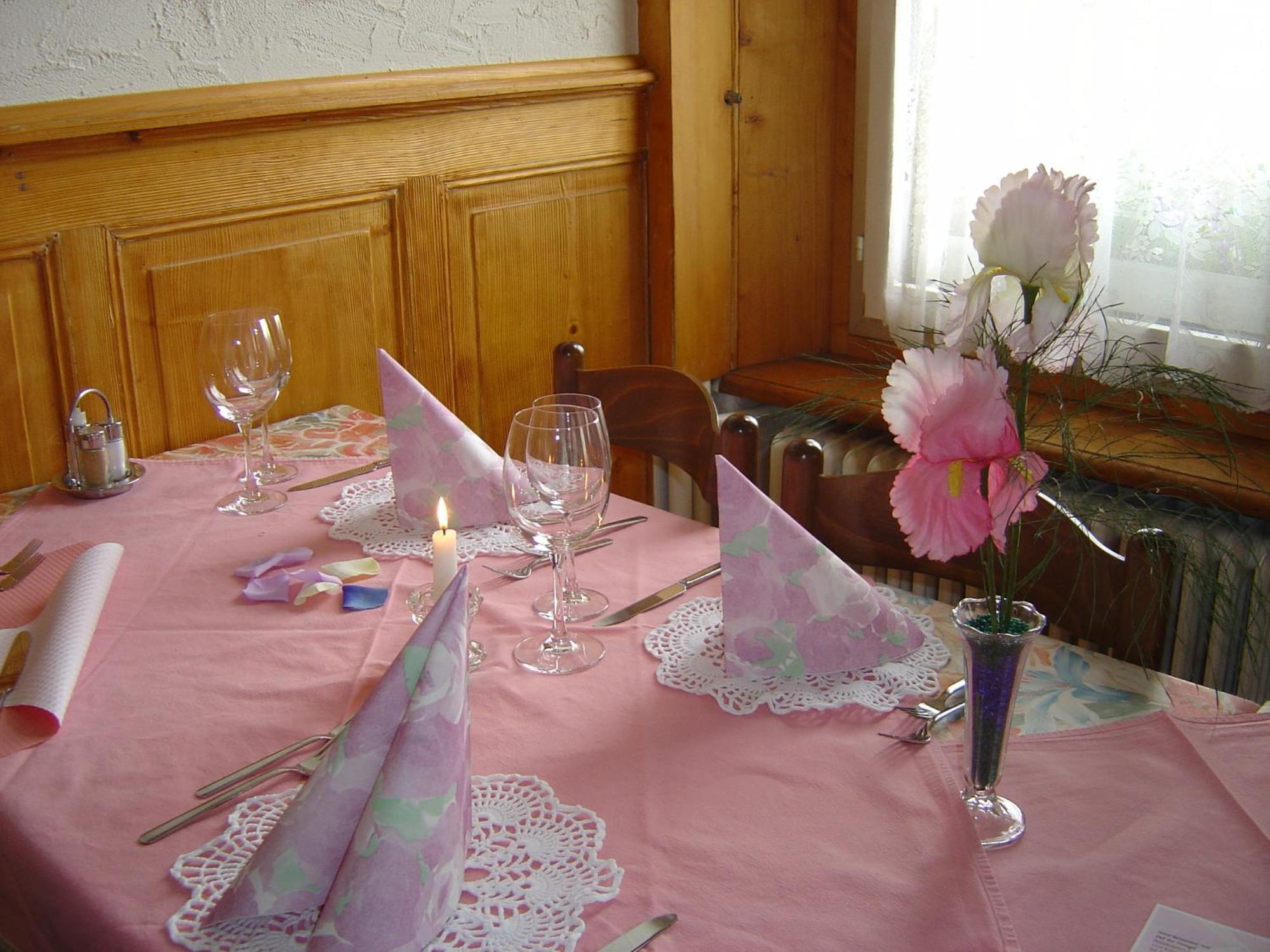 Hotel Restaurant Jura Kerzers Екстер'єр фото
