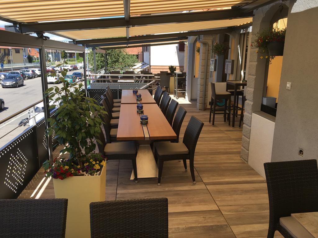 Hotel Restaurant Jura Kerzers Екстер'єр фото